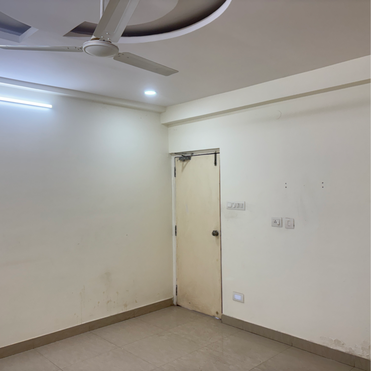 Room, madhapur Commercial Office Space 1883 Sq.Ft. In Madhapur Hyderabad 8541667