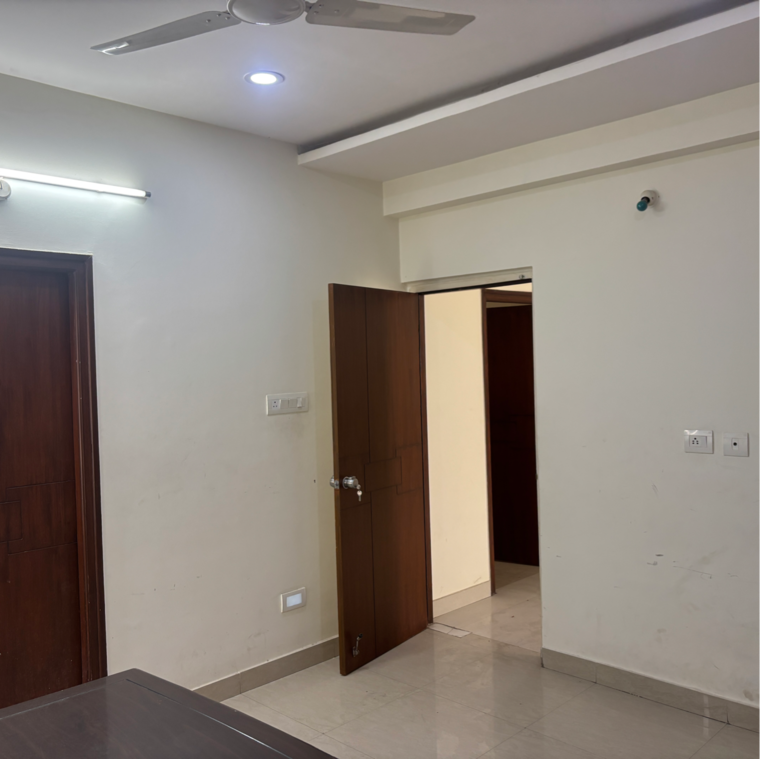 Room, madhapur Commercial Office Space 1883 Sq.Ft. In Madhapur Hyderabad 8541667