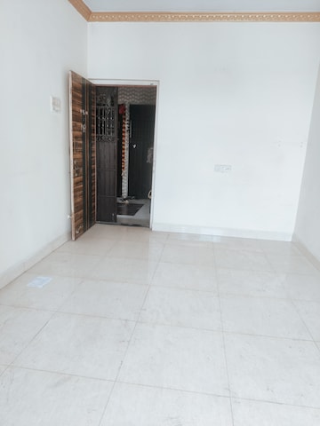 Room in 1 BHK Apartment at Laxmi Vishnu CHS New Panvel, New Panvel East – for Rent