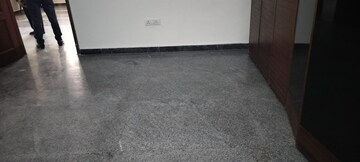 Room in 2 BHK Independent House at RWA Apartments Sector 50, Sector 50 – for Rent