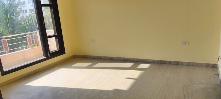 Bedroom, rwa-apartments-sector-39 4 Bedroom 400 Sq.Mt. Independent House In Sector 39 Noida 8541696