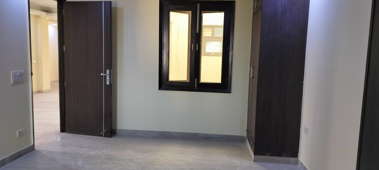 Room, rwa-apartments-sector-39 4 Bedroom 400 Sq.Mt. Independent House In Sector 39 Noida 8541696