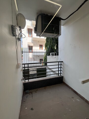 Staircase in 4 BHK Builder Floor at Ansal Sushant Lok I, Sector 43 – for Rent