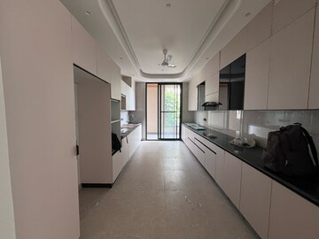 4 BHK Builder Floor For Rent in Sector 42