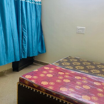 Bedroom in  Pg at Sector 57 – for Rent