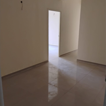 Room in 2 BHK Apartment at Pyramid Pride, Sector 76 – for Rent