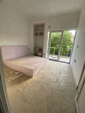 Balcony in 6+ BHK Independent House at Sector 122 – for Rent