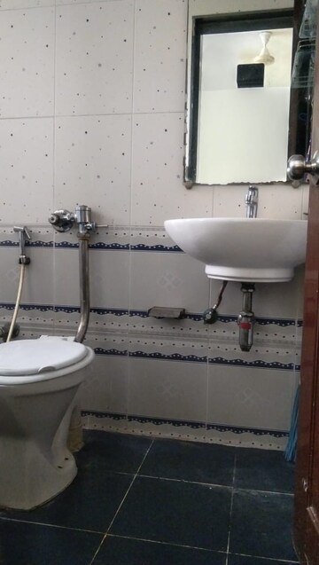 Master Bedroom in 3 BHK Apartment at Dosti Lotus, Wadala – for Rent