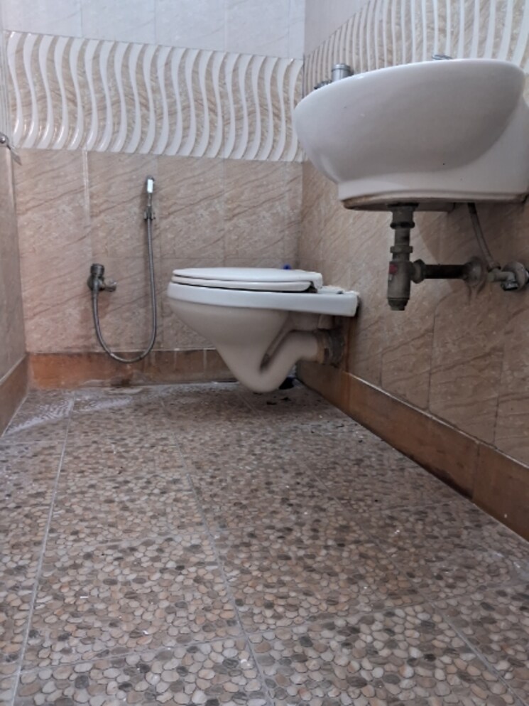 Bathroom, dosti-lotus 3 Bedroom 1022 Sq.Ft. Apartment In Wadala Mumbai 8541813