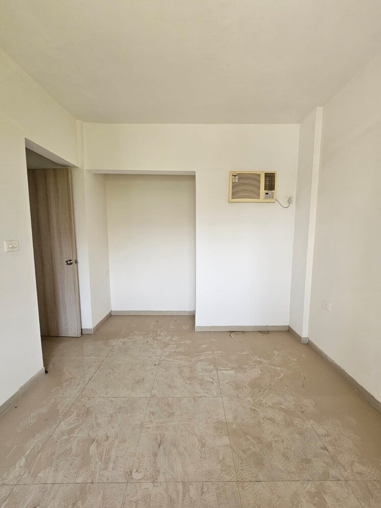 Room, lodha-casa-rio 1 Bedroom 449 Sq.Ft. Apartment In Dombivli East Thane 8541902