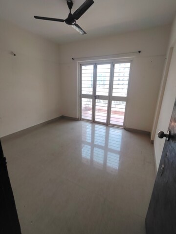 Room in 1 BHK Apartment at Goel Sai Ganga, Undri – for Rent