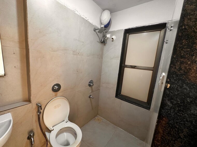 Bathroom, rashi-tower 2 Bedroom 656 Sq.Ft. Apartment In Goregaon East Mumbai 8541918