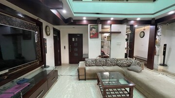 Living Room in 6 BHK Independent House at Chanda Nagar – for Sale