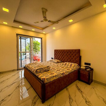 Bedroom in 1.5 BHK Builder Floor at Malviya Nagar – for Rent