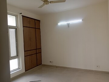 3 BHK Apartment For Rent in Omaxe Grand, Sector 93b