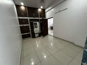 Room in 3 BHK Independent House at Emaar Gomti Greens, Gomti Nagar – for Rent