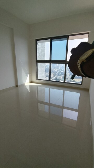 2 BHK Apartment For Sale in Sheth Auris Serenity Tower 1, Malad West