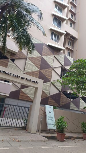 2 BHK Apartment – Exterior View View at Sheth Auris Serenity Tower 1, Malad West - for Sale