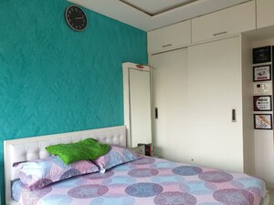 Room in 2 BHK Apartment at Sheth Auris Serenity Tower 1, Malad West – for Sale