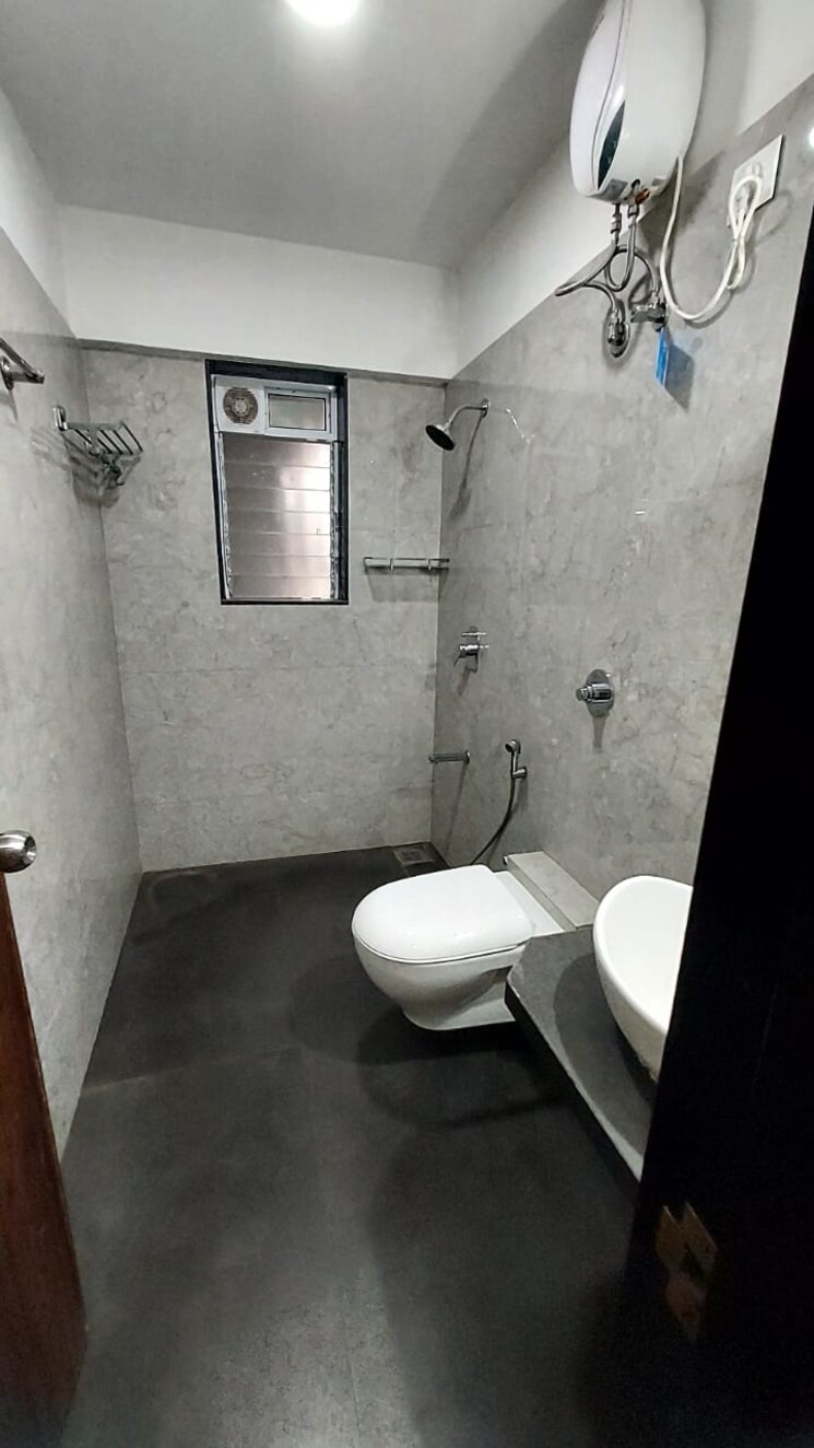 Bathroom, chembur 2 Bedroom 1345 Sq.Ft. Apartment In Chembur Mumbai 8542092