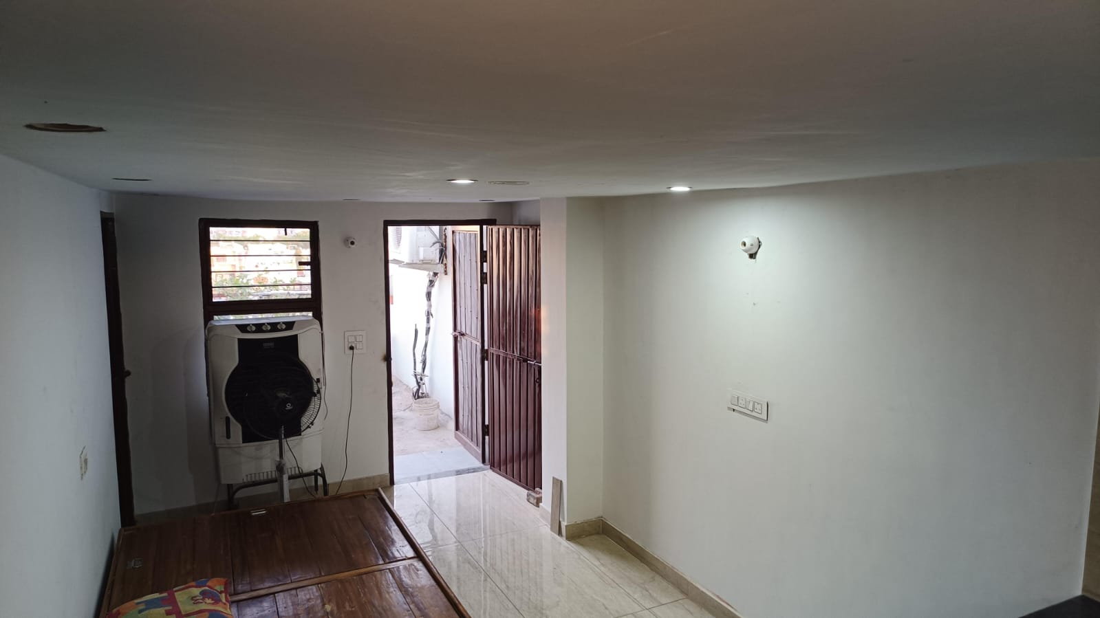 1 BHK 600 Sq.Ft. Builder Floor in Guru Nanak Enclave