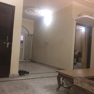 Room in 4 BHK Villa at Sector 21 – for Rent