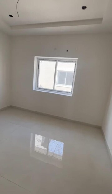 Room in 3 BHK Apartment at Mansoorabad – for Sale