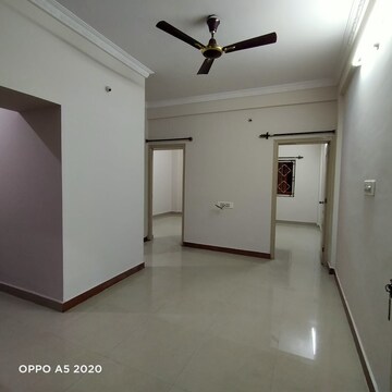 Room in 2 BHK Builder Floor at Hsr Layout – for Rent