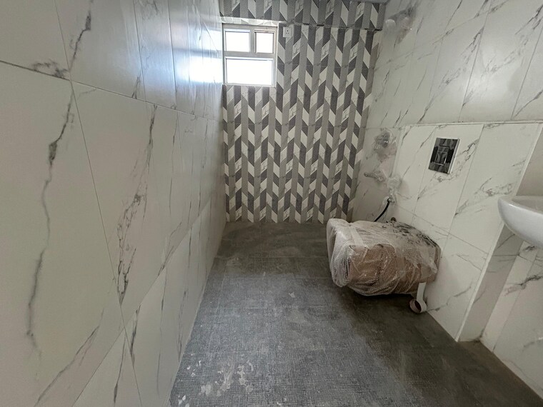 Bathroom, rj-lake-gardenia 3 Bedroom 2175 Sq.Ft. Apartment In Old Madras Road Bangalore 8542373