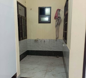 Bathroom in 2 BHK Villa at Jankipuram – for Rent
