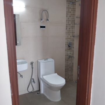 Bathroom in 2.5 BHK Apartment at Central Park 3 Flower Valley, Sohna Sector 33 – for Rent