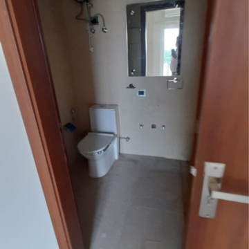 Bathroom in 2.5 BHK Apartment at Central Park 3 Flower Valley, Sohna Sector 33 – for Rent