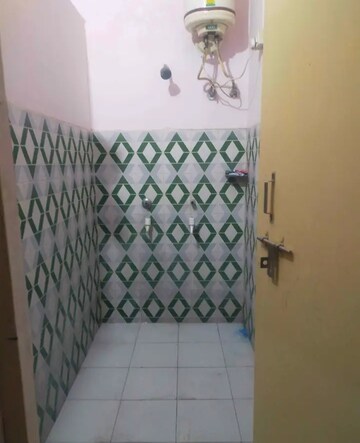 Bathroom in 2 BHK Villa at Aliganj – for Rent