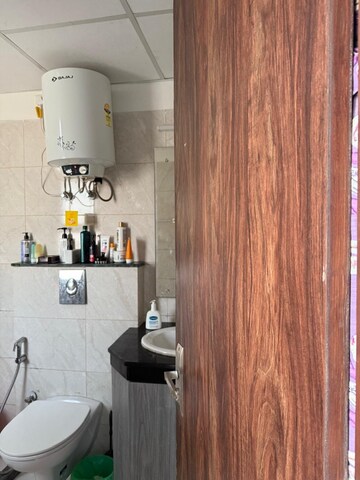 Team Area in 3 BHK Apartment at BPTP Spacio, Sector 37d – for Rent