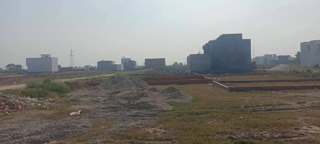 Plot For Sale in Ansal Freesia Floors