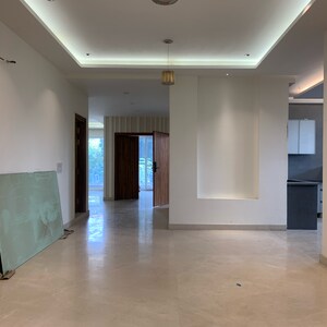 Room in 4 BHK Builder Floor at Ansal API Versalia, Sector 67a – for Sale