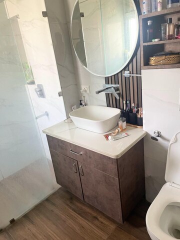 Bathroom in 3.5 BHK Apartment at Orchid Petals, Sector 49 – for Rent
