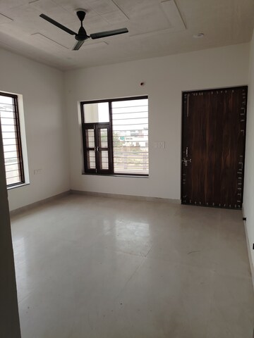 6+ BHK Independent House For Rent in Sector 2