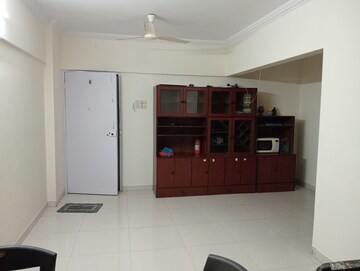 2 BHK Apartment For Rent in Shree Bindra Rose, Andheri East