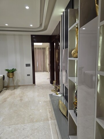 Building Lobby in 5 BHK Builder Floor at Niti Khand – for Sale