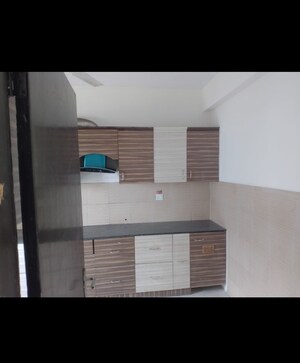 Kitchen in 3 BHK Apartment at BPTP Park Grandeura, Sector 82 – for Sale