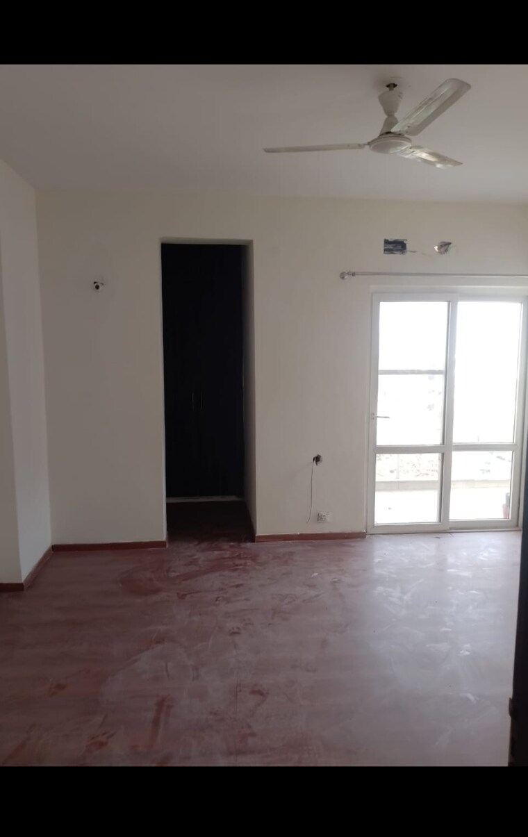 Room, omaxe-new-heights 3 Bedroom 1350 Sq.Ft. Apartment In Sector 78 Faridabad 8542778