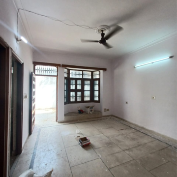 Bedroom in 3.5 BHK Villa at Sector 23 – for Rent