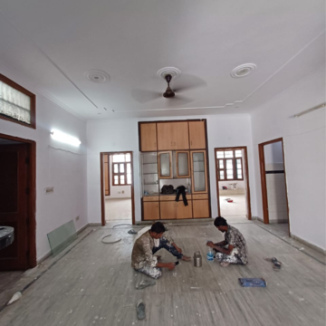 Parking in 3.5 BHK Villa at Sector 23 – for Rent
