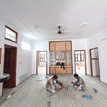 Living Room in 3.5 BHK Villa at Sector 23 – for Rent