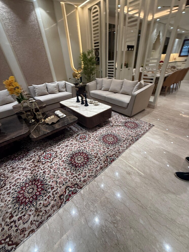 Gym, anand vihar 4 Bedroom 245 Sq.Yd. Builder Floor In Anand Vihar Delhi 8542779