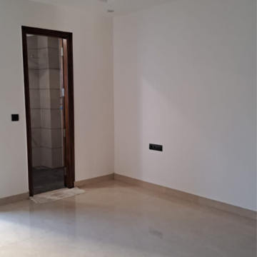 Room in 3.5 BHK Villa at Sector 23 – for Rent