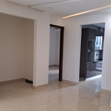 Room in 3.5 BHK Villa at Sector 23 – for Rent