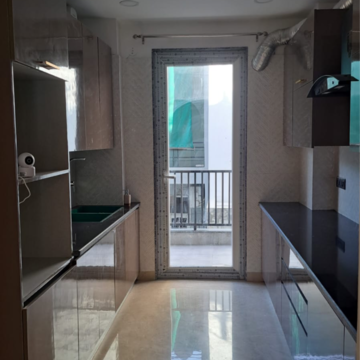 Kitchen in 3.5 BHK Villa at Sector 23 – for Rent