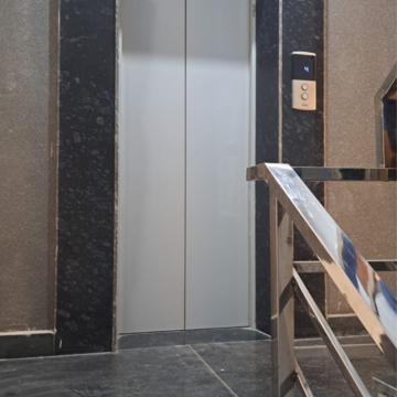 Balcony in 3.5 BHK Villa at Sector 23 – for Rent